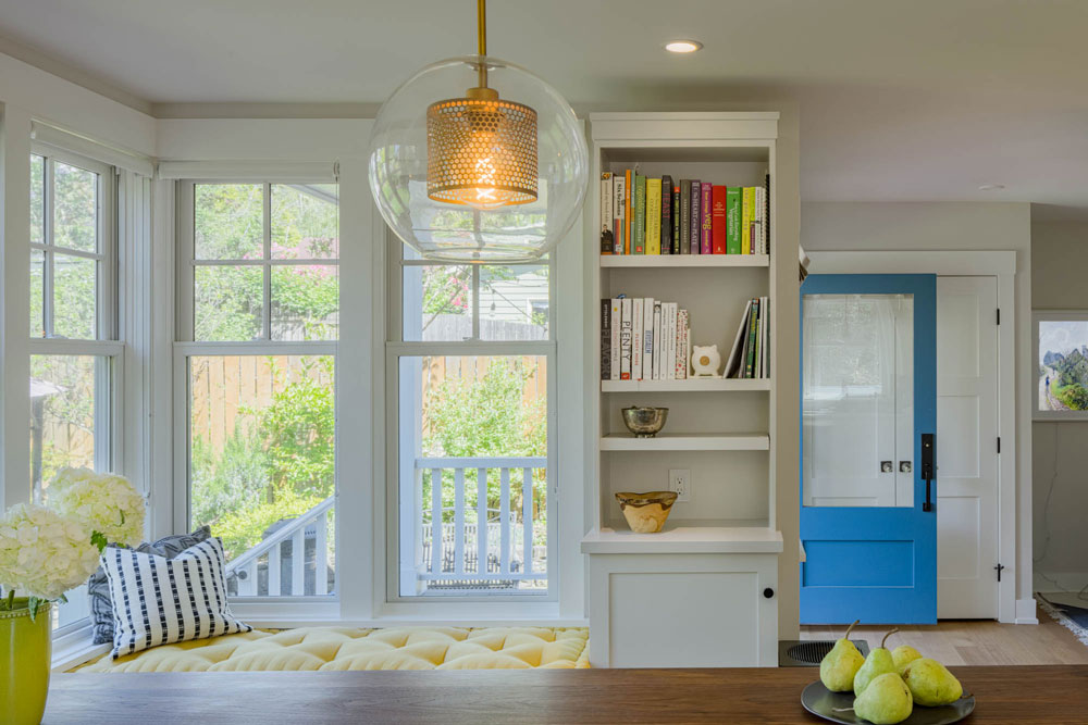 Contemporary Urban Cottage - Seat Nook - CTA Builds